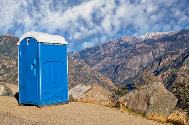 Best Portable restroom trailer rental  in West Des Moines, IA